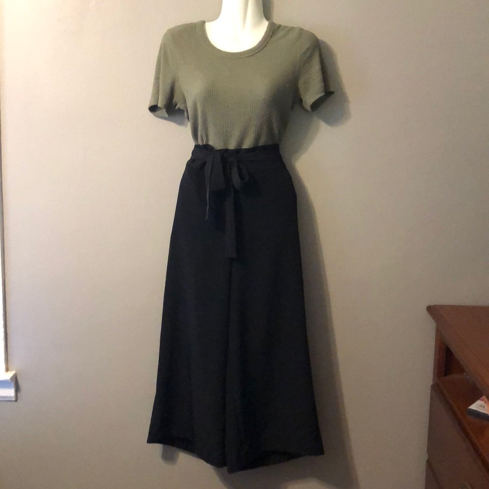 Crop wide leg pants with tie waist